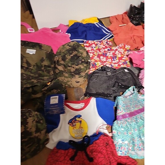 Build-A-Bear BAB Large Lot of Misc Clothes & Accessories Hello Kitty Army - Picture 3 of 11